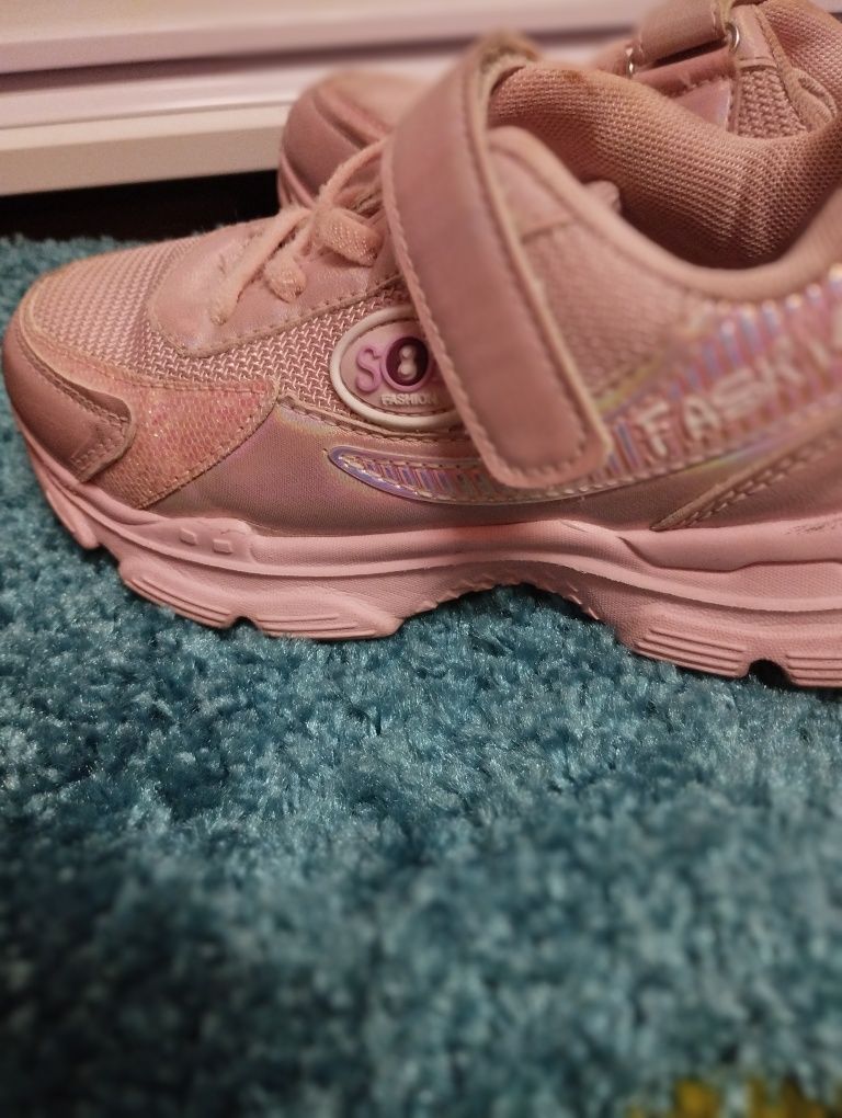 Кросівки для дівчинки рожеві та білі