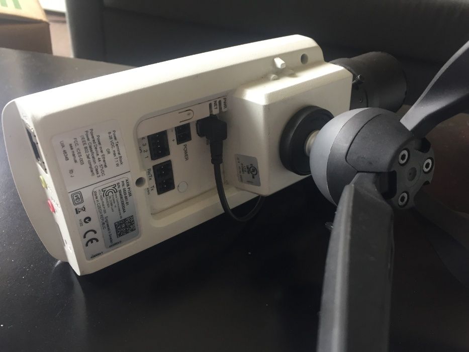 Câmera Streaming Video FULL HD Axis