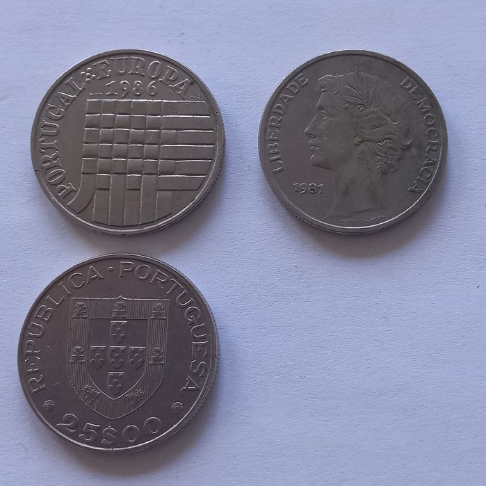 Moedas escudos (várias)