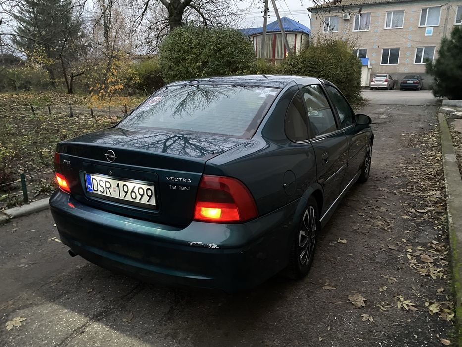 Продам Opel Vectra B 1.8 ‘2000