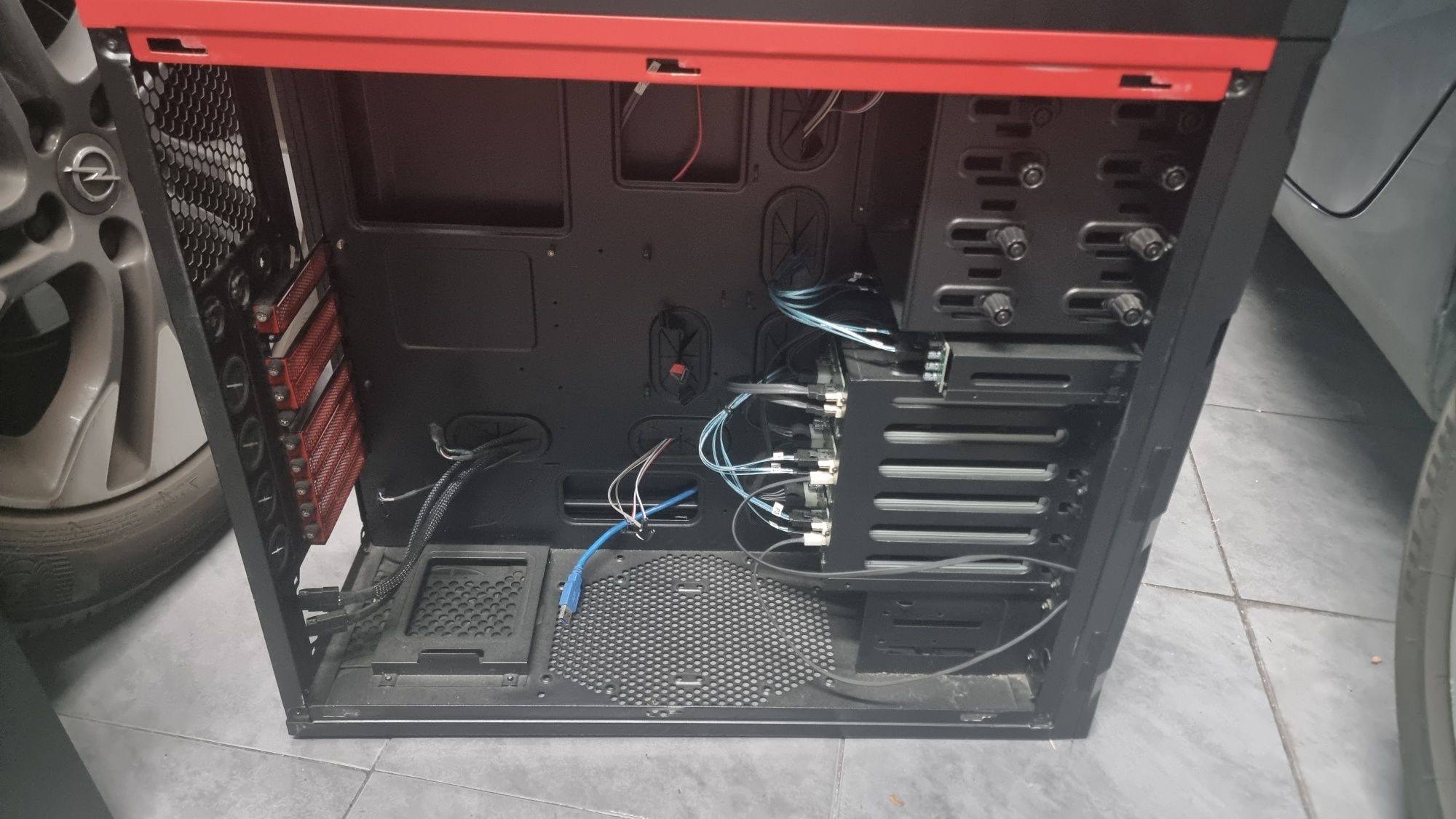 Caixa Full Tower Dual System CFI A1128