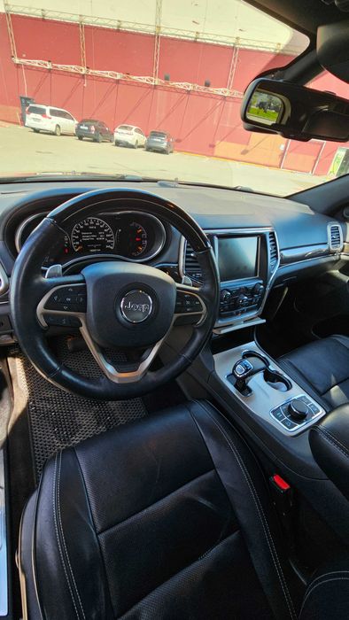 ПРОДАМ Jeep Grand Cherokee 5.7 HEMI на пневмі 2014