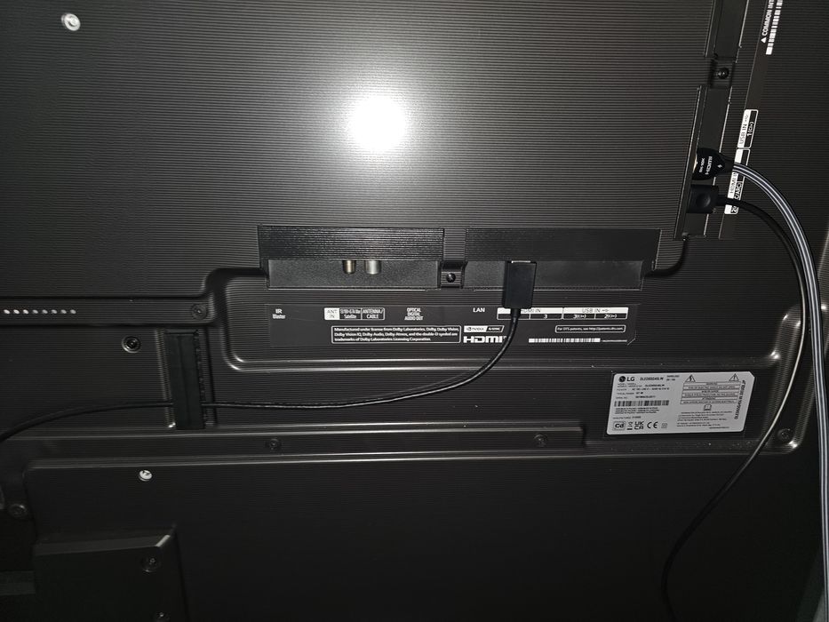 LG OLED G4 65 polegadas com suporte original para móvel