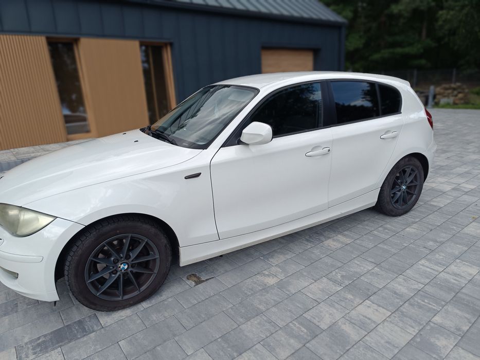BMW Seria 1 116d, biała