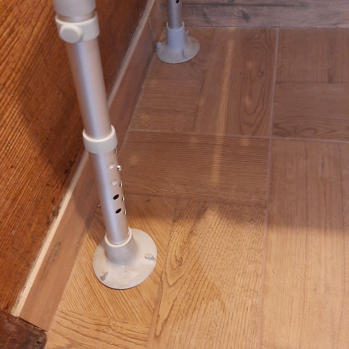 Стул для душа нагрузка до 180 кг.