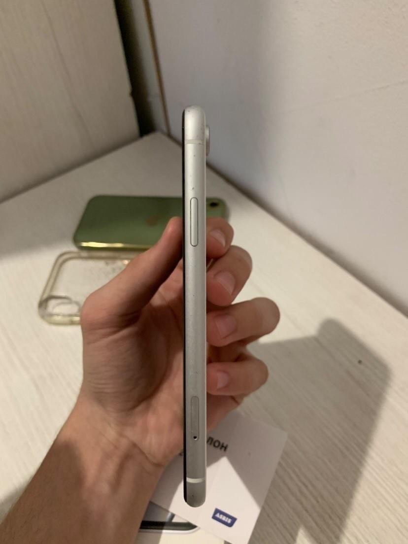 Iphone xr 64 gb 84 %