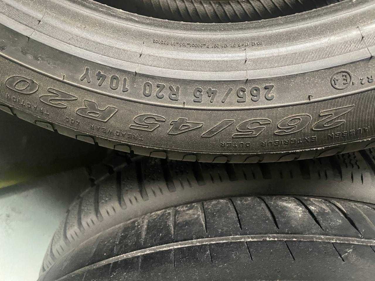 Pirelli scorpion 265/45R20