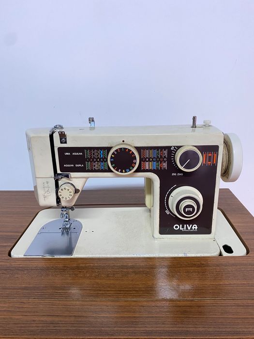 Máquina de costura Oliva Superautomática