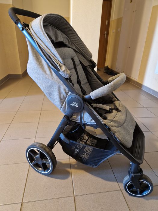 Spacerówka Britax Roomer B-agile M