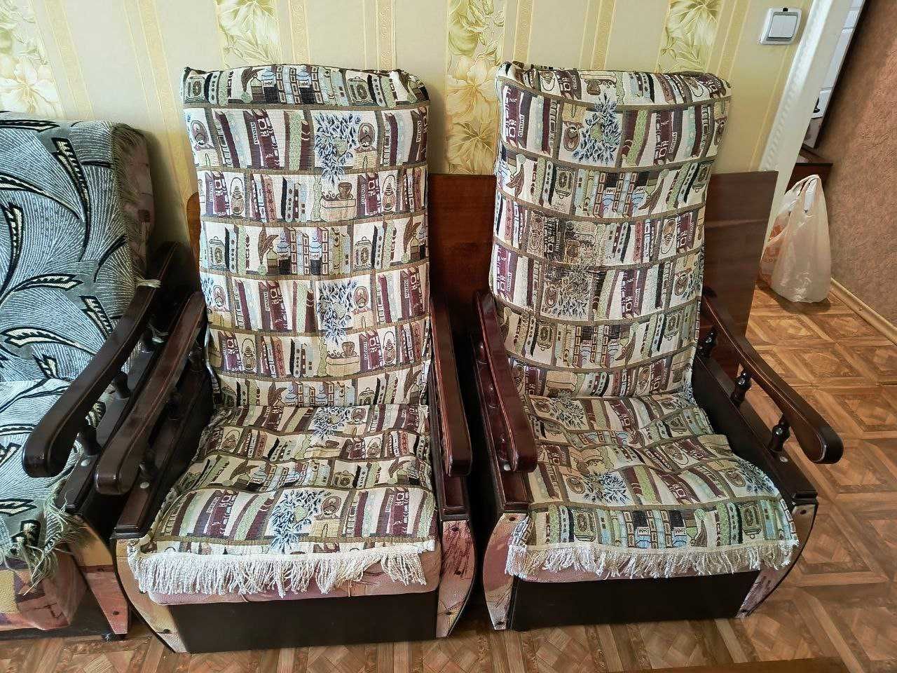 Диван + два кресла