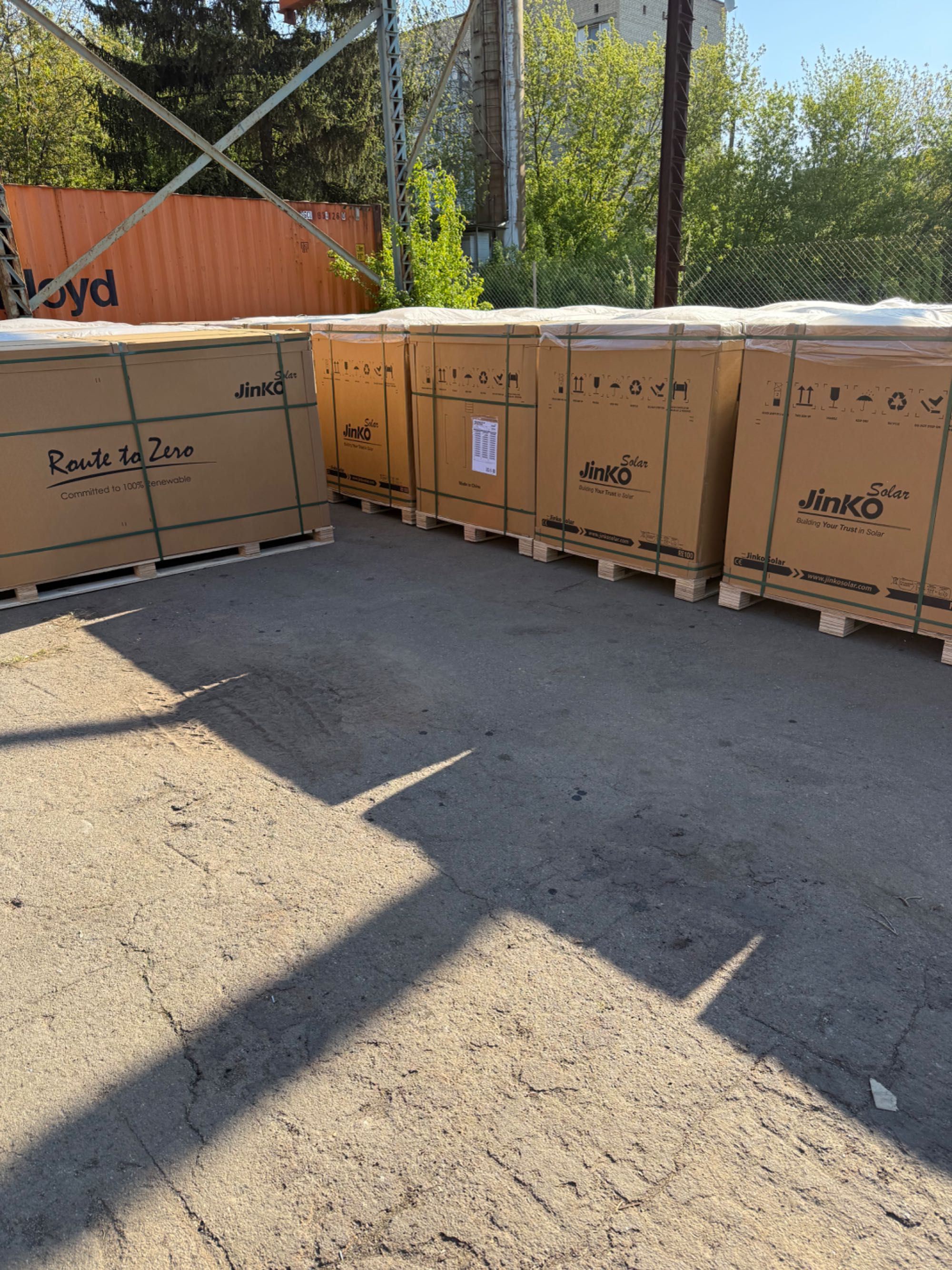 Сонячна панель JINKO 72HL4-BDV460