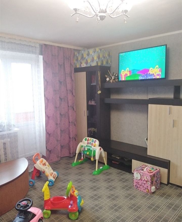 Срочний продаж 1-но кімнатної квартири з ремонтом по вул.Б.Тена