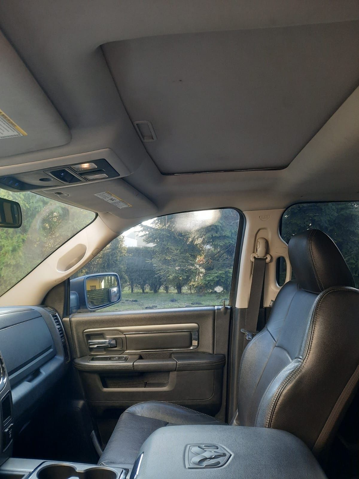 Dodge Ram Sport skóra 4x4 zamiana na motocykl wchodzi w grę