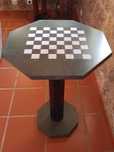 Mesa de jogo (xadrez e damas)