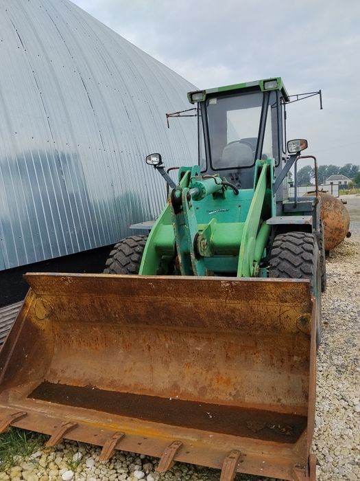 Фронтальний навантажувач Petro Nick