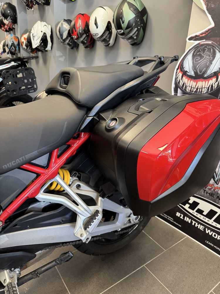 Ducati Multistrada V4 S Travel Radar