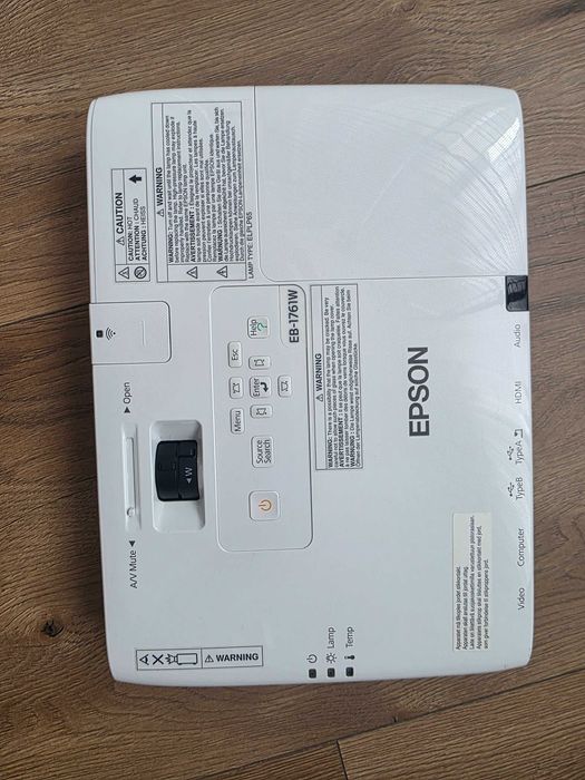 Projektor Epson EB-1761W 3LCD