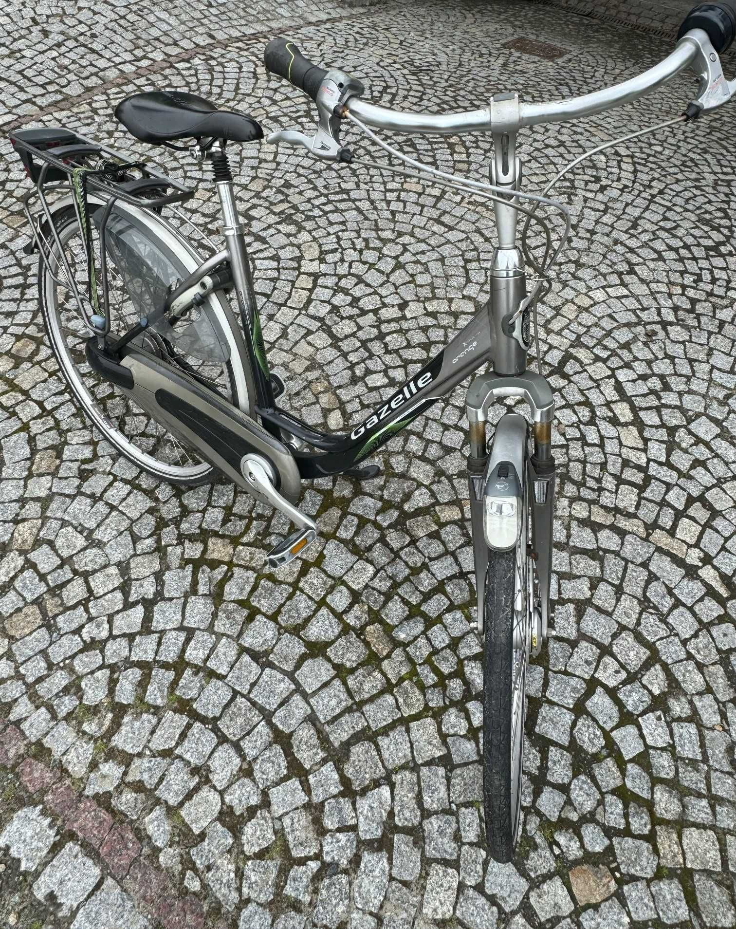 Piękna stylowa GAZELLA 8biegów prądnica w piaście czujnik zmierzchu