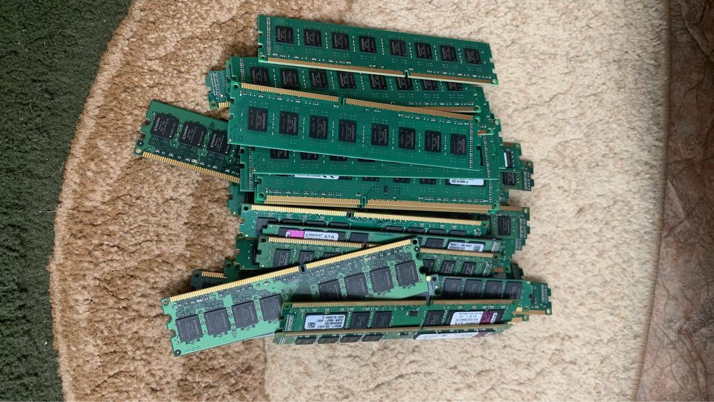 З/без комплекту материнські плати, кулера, процесори, оперативка