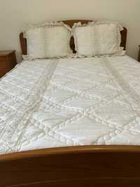 Conjunto de cama de casal, Edredão,colcha( cama não incluida)