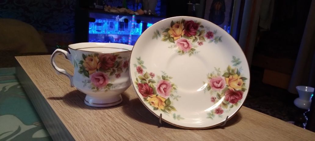 Angielska porcelana kolekcjonerska