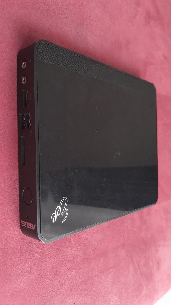 Minikomputer EeeBoxPc Asus stan bdb