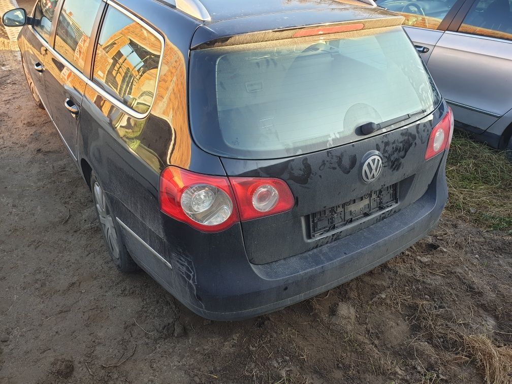 Lotka klapy spoiler daszek klapa passat b6 kombi r- line r line rline