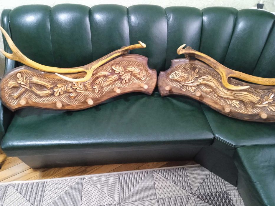 Вешалка роги оленя .