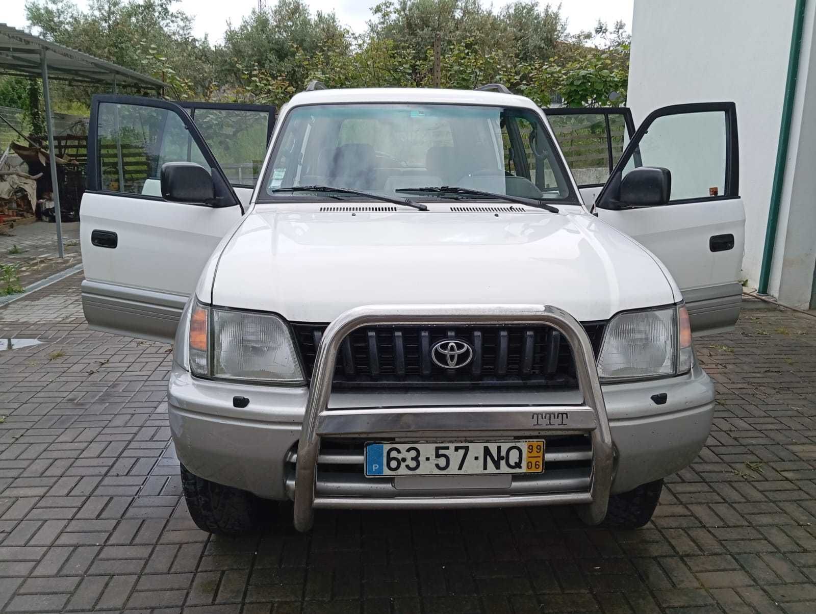 Toyota Land Cruiser J9