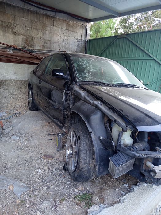 Vendo Audi A3 8l no estado em que se encontra