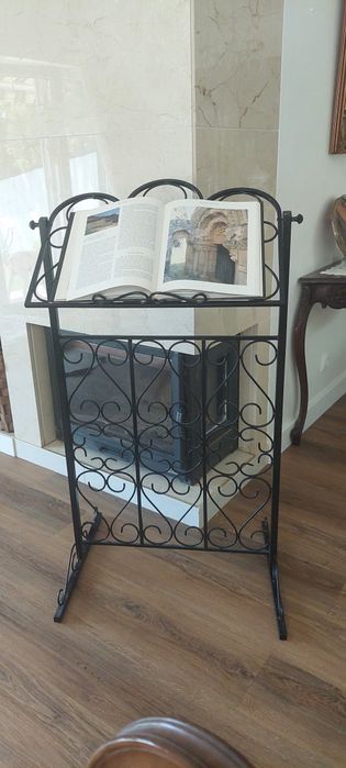 Oratório/ suporte de leitura para livros grandes