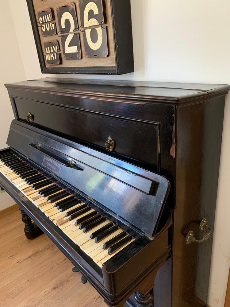 Piano Aucher Freres Paris