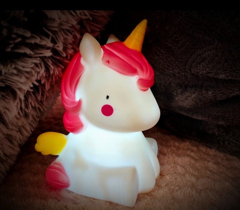 Lampka LED jednorożec na baterie