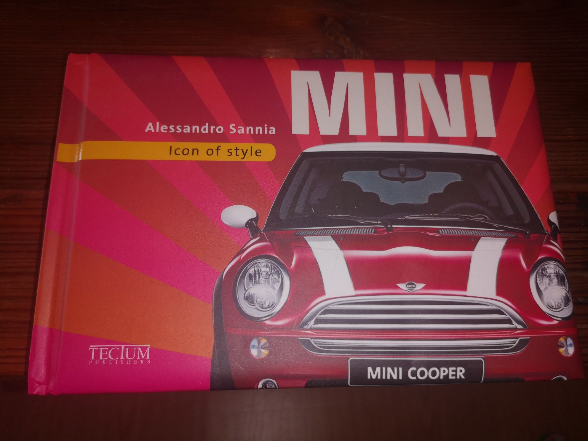 Livro história mini cooper