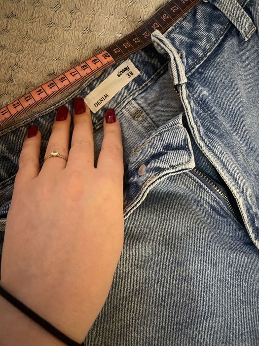 Продам джинсы женские