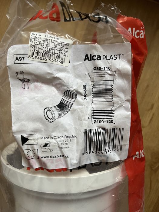 Труба гофрована для підключення унітазу Alcaplast