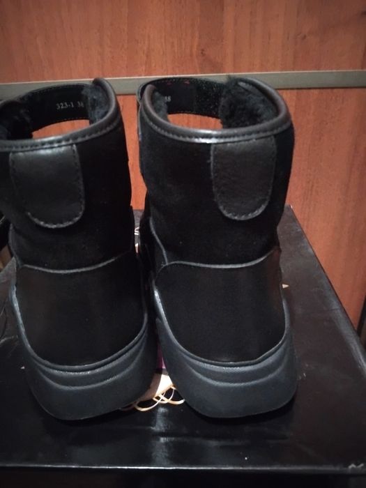 Зимние ботинки sasha fabiani,  новые