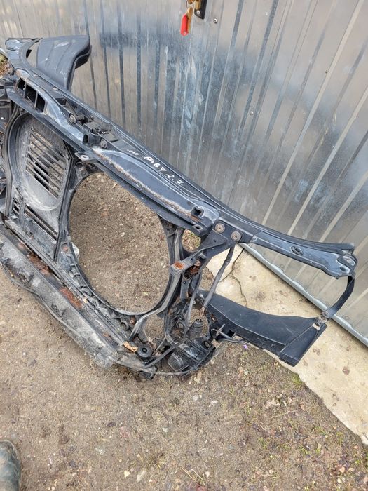 Pas przedni wzmocnienie czolowe audi a4 b7 2.7TDI 2006r