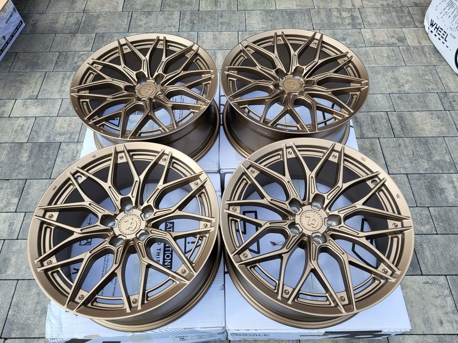 Alufelgi 18" 5x112 ET30  Audi A4 B9 B8 B7 A6 C7 C6 VW Passat Skoda !