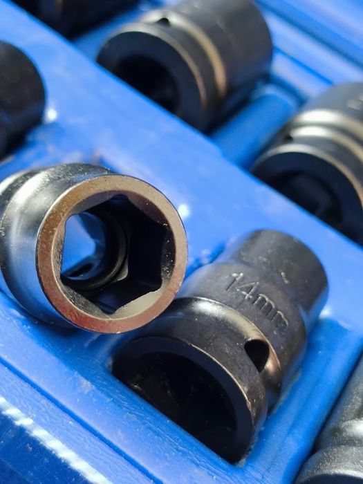 Комплект: гайковерт TOPTUL KAAC1610 + набір головок 14од. ZBtools
