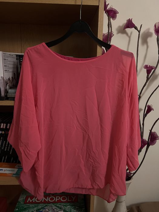 Blusas em bom estado