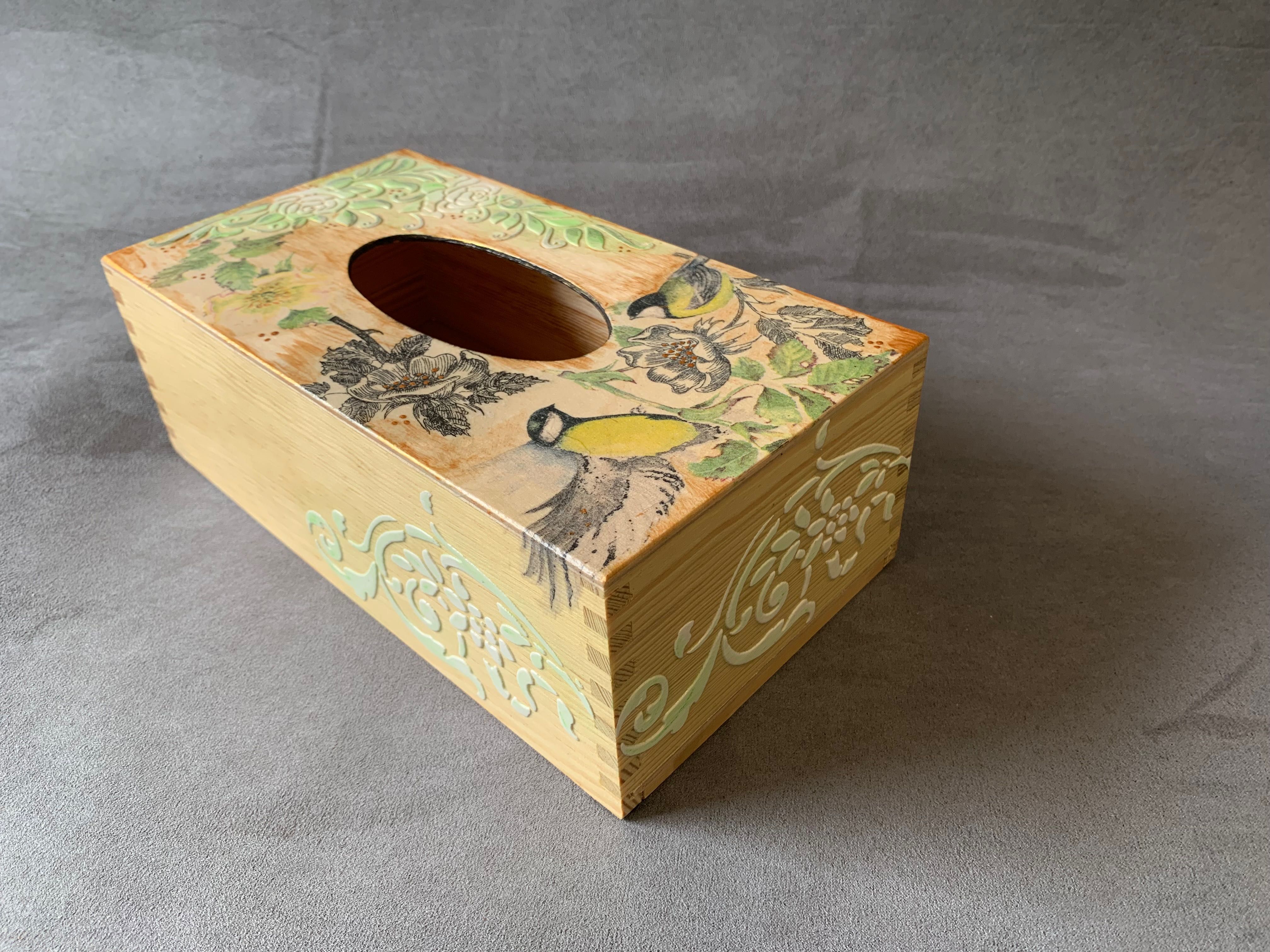 Chustecznik pudełko na chusteczki rękodzieło decoupage