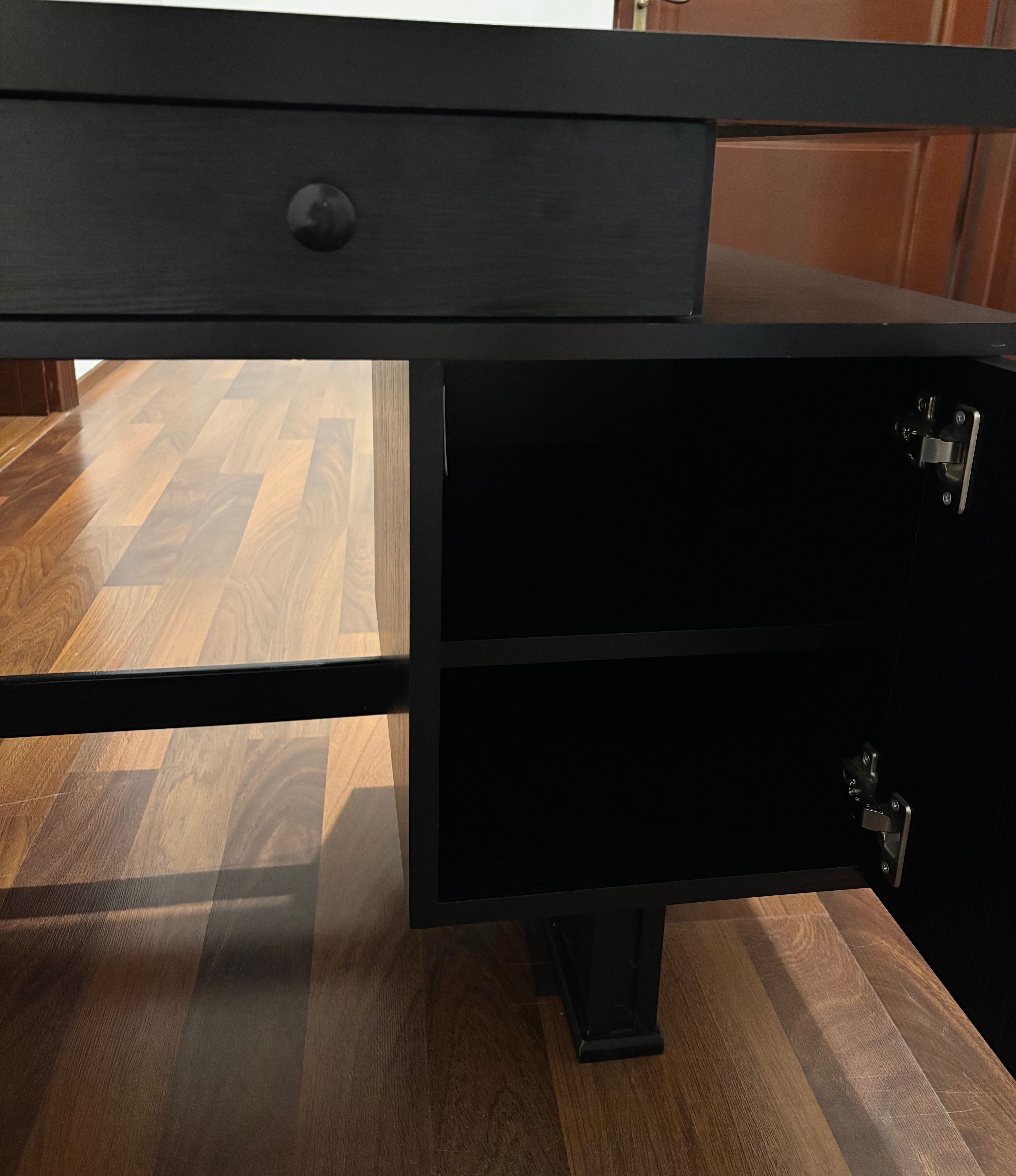 Biurko czarne 60x120 cm lite drewno