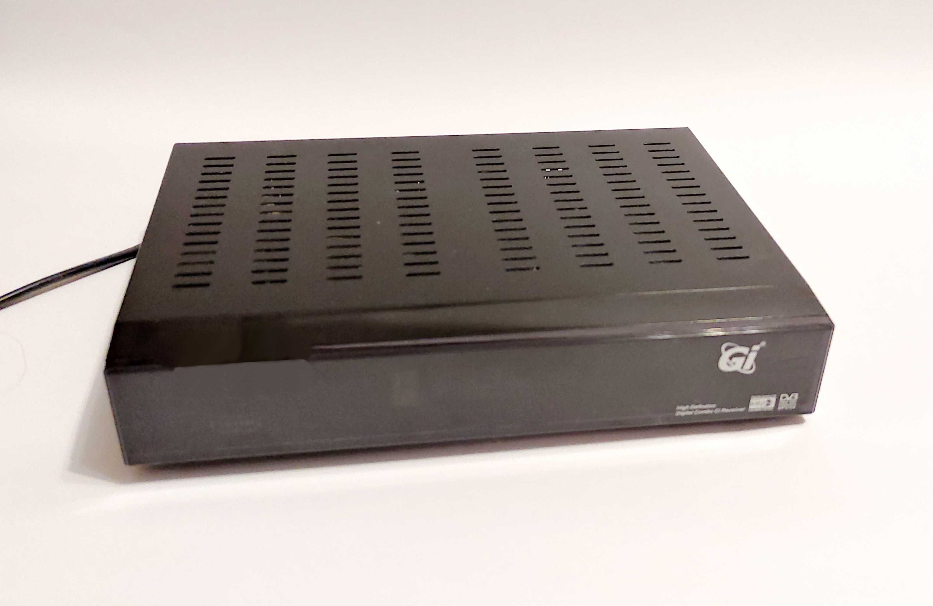 Спутниковый тюнер GI Phoenix (combo) + IPTV-ТВ, +T2, есть CI+слот