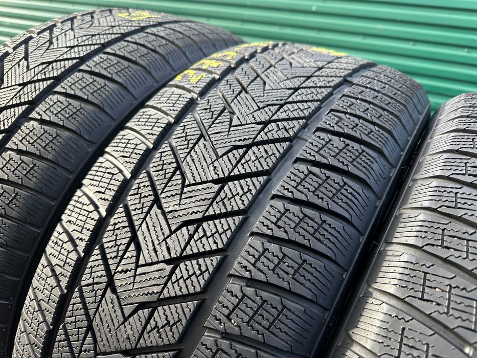 Шини зима 275/45R21+315/40R21 ARIVO Prox ARW5 2021рік