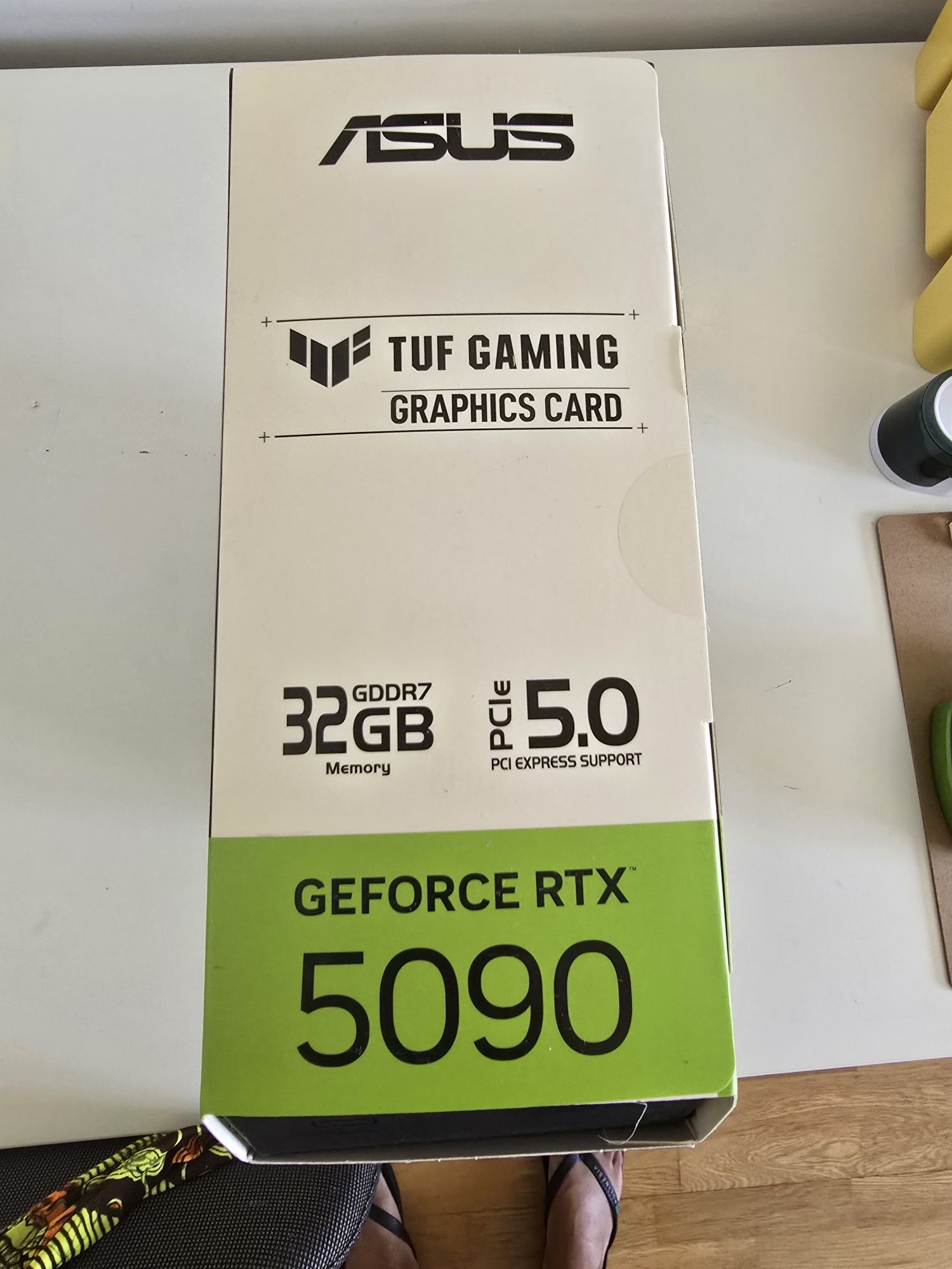 Gráfica Asus GeForce RTX 5090 TUF Gaming OC NOVA/SELADA