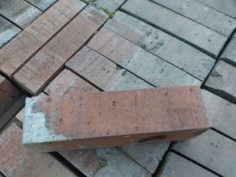 Cegła klinkierowa 20x6x6,5