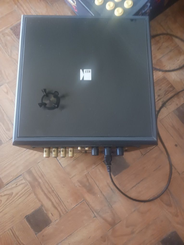 Subwoofer ativo kef psw 2000