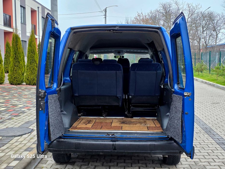 Оригінальний пасажир Citroen Jumpy 2005року 2.0д в рідній фарбі