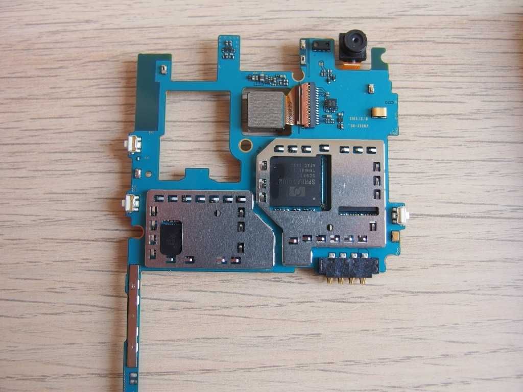 Płyta główna smartfona Samsung Galaxy J3 SM-J320FN